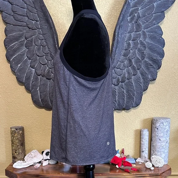 Lululemon Open Back Tank Top - Picture 3 of 6